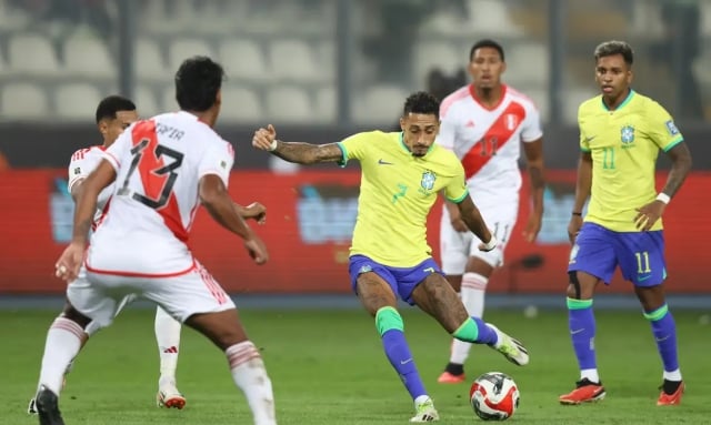 o0ZjD43g-Brasil-e-Peru-ft-Vitor-Silva-CBF