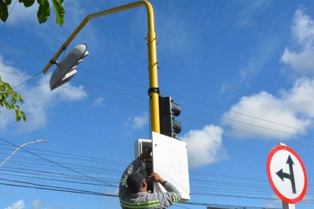 semaforos-transito-sinalizacao-foto-ACM
