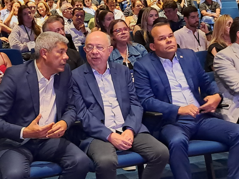 AzNm0HXX-Jeronimo-Rodrigues-e-Jose-Ronaldo-Foto-Ney-SIlva-Acorda-Cidade-1