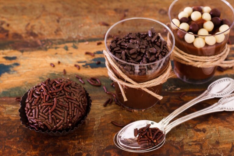 Brigadeiro-de-Copinho-Amorela
