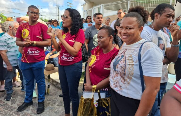 Caminhada-do-Perdao-2025-Igreja-dos-Capuchinhos-Pastoral-dos-Surdos-ft-Kaio-Vinicius-acorda-cidade6