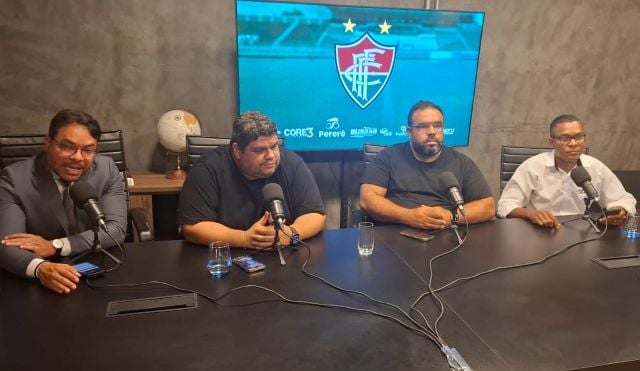 Coletiva-SAF-compra-do-CT-Fluminense-de-Feira-foto-Paulo-Jose-Acorda-Cidade