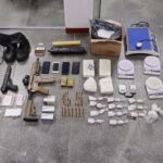 PM-apreende-drogas-e-Fuzil-no-Tomba-fsa