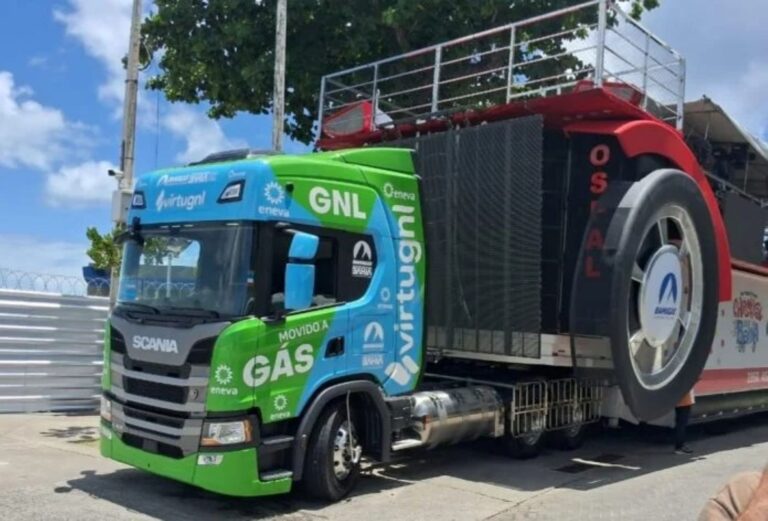 Trio-eletrico-de-Armandino-e-Irmaos-Macedo-no-Carnaval-de-Salvador-sera-movido-a-gas-natural