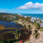 XtVHI5Yg-Para-alem-do-naturismo-Massarandupio-recebe-festival-musical-e-cervejeiro-Foto-Divulgacao
