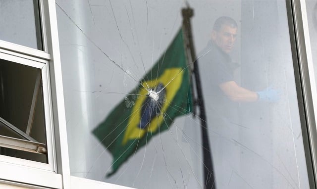 estragos-manifestacao_mcamgo_abr_090120231818-14-marcelo-camargo-golpe-vandalos-atos-antidemocraticos-brasilia-640