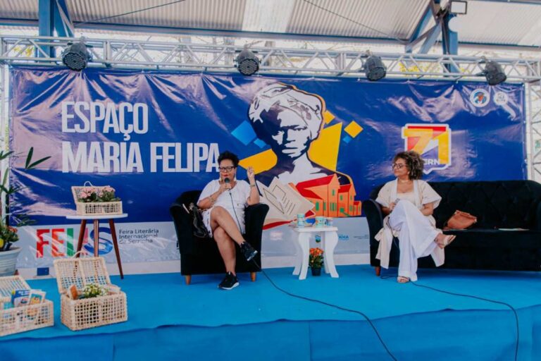 feiraliteraria_serrinha