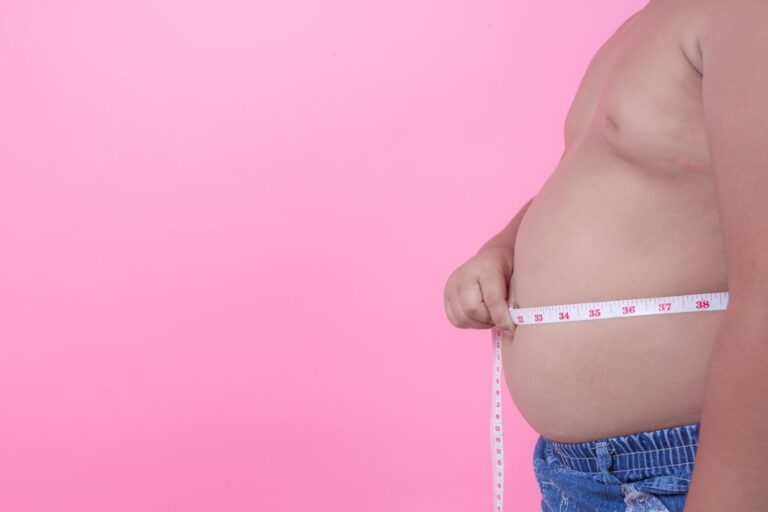 gordura-abdominal-barriga-obesidade-sobrepeso-foto-freepik