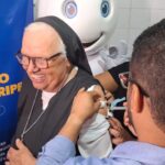 irma-rosa-sendo-vacina-foto-paulo-jose-acorda-cidade
