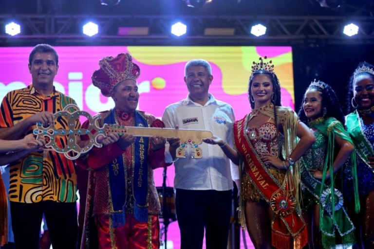 sBT9WPue-carnavaldebarreiras_foto_wuigarubini_govba-3