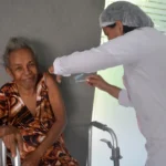 2aRiFJqI-vacinacao-contra-a-gripe-em-idosos-Foto-Thiago-Paixao-22