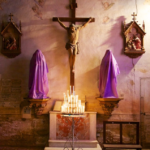 2ez578Om-imagem-sacra-igreja-catolica-velatio-santo-coberto-foto-reproducao-site-templario-de-maria