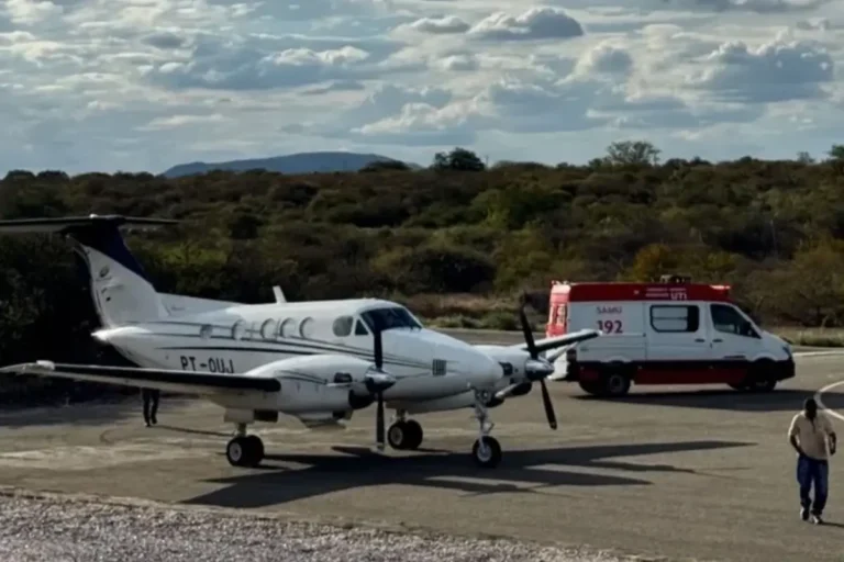 9Cm4K7OV-4338-achei-sudoeste-uti-aerea-no-aeroporto-de-brumado