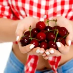 Acerola-pequena-no-tamanho-gigante-na-saude-Foto-by-Freepik
