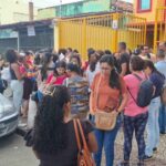 Professores-se-reunem-no-predio-da-secretaria-de-Educacao-para-cobrar-revogacao-de-portaria-que-aumenta-a-carga-horaria