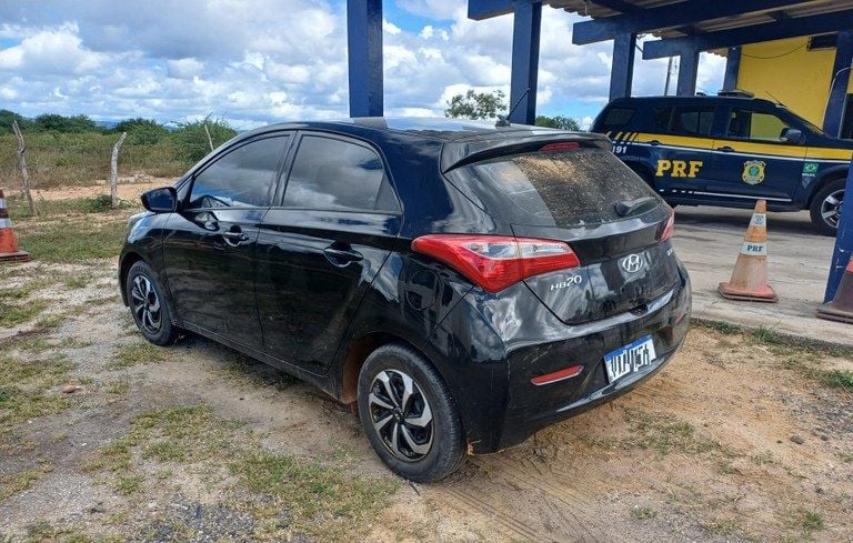 carro-emprestado-mulher-presa-foto-divulgacao-