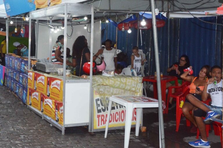 comercio-informal-ambulantes-foto-divulgacao