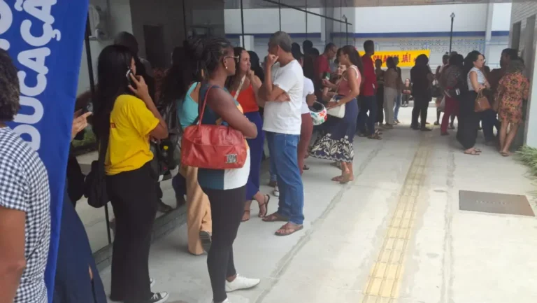 giEAqp8p-Paralisacao-de-professores-na-Seduc-ft-paulo-jose-do-acorda-cidade2