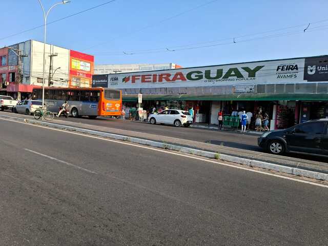 i8ln7E4P-feiraguay-2