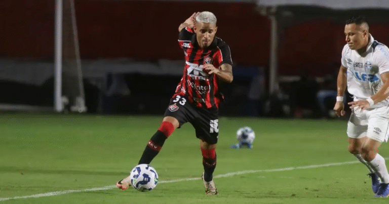 jogador-vitoria-foto-Mauricia-da-Matta-Bahia-Noticias