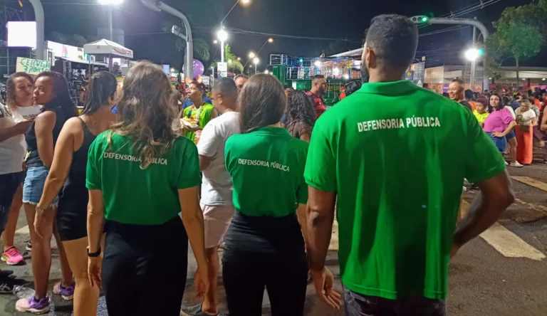 keQdDe49-Defensoria-na-Micareta-de-Feira2