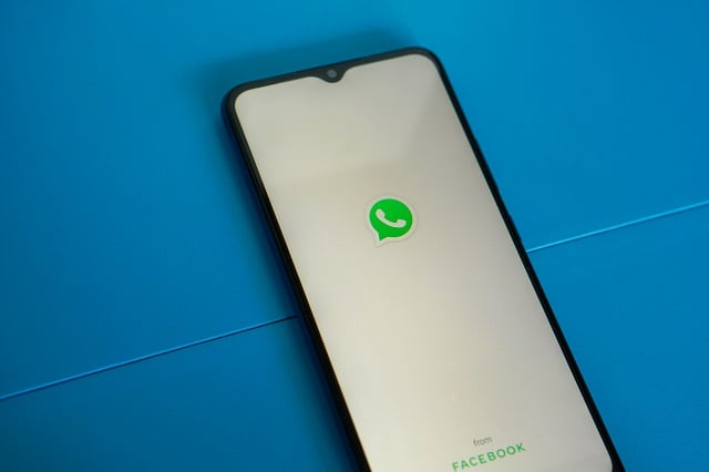 usplash-whatsapp-zap