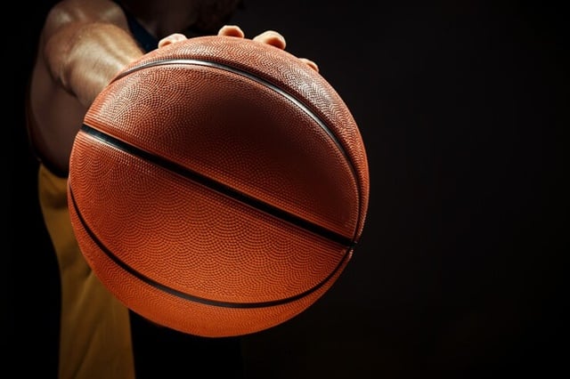 Bola-de-Basquete-Foto-Freepik