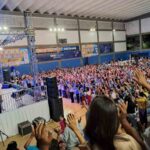 Centenas-de-pessoas-participam-da-abertura-do-Vem-Louvar-2025-4