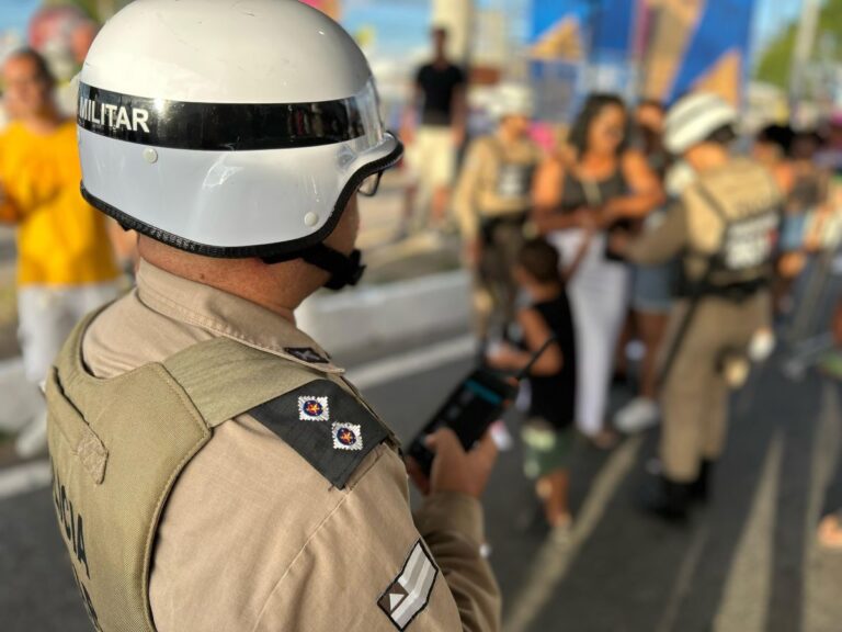 Policia-Militar-no-circuito-da-Micareta-de-Feira
