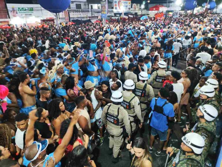Policial-Militar-e-preso-no-circuito-da-Micareta-