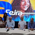 Prefeito-anuncia-reajuste-salarial-e-concurso-publico-para-professores-da-rede-municipal-
