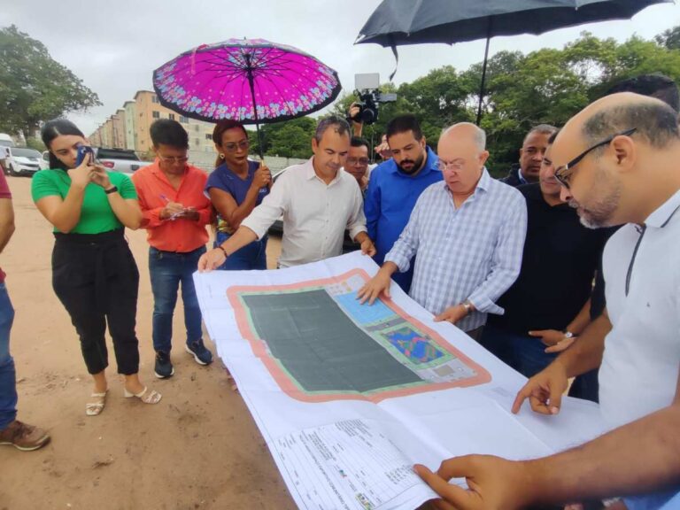 Prefeito-assina-ordem-de-servico-para-complexo-esportivo-em-Feira-de-Santana1
