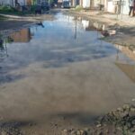 Rua-Rio-Verde-no-bairro-Conceicao-ll-em-Feira-de-Santana-lama-esgoto-falta-de-drenagem-ft-paulo-jose-acorda-cidade1-1