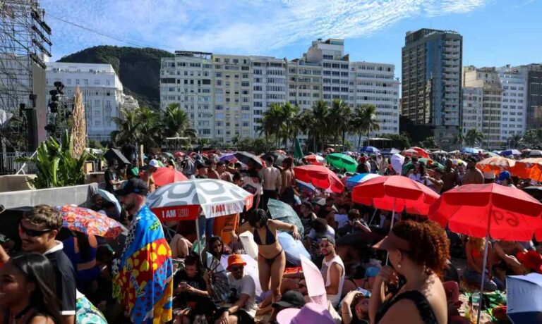 Show-de-Lady-Gaga-leva-21-milhoes-de-pessoas-para-Copacabana
