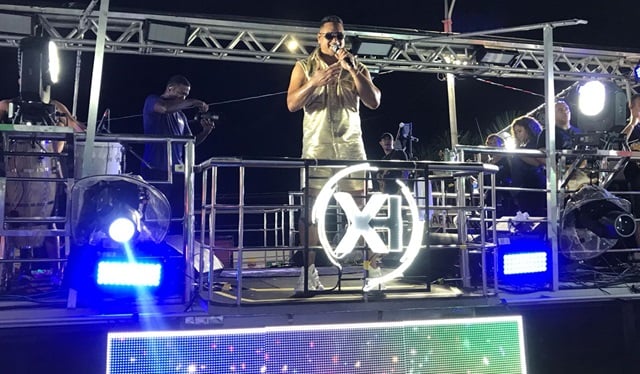 Xanddy-na-Micareta-ft-Jaqueline-Ferreira-acorda-cidade2