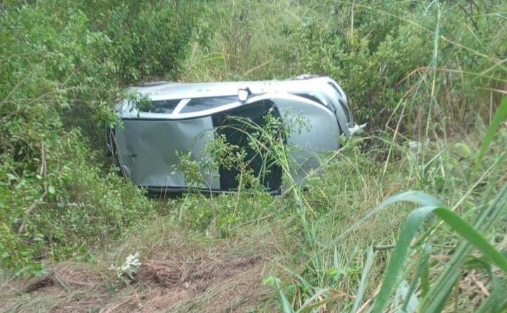 acidente-entre-carro-e-moto-