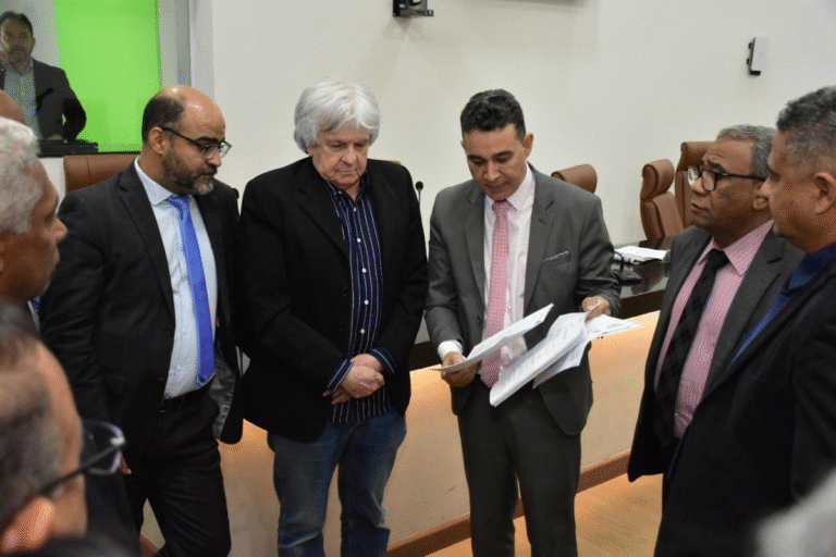 expedito-eloy-presidente-marcos-lima-foto-camara-de-vereadores-