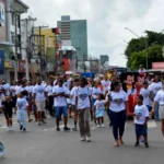 q8RKYQ3J-10a-caminhada-autista-