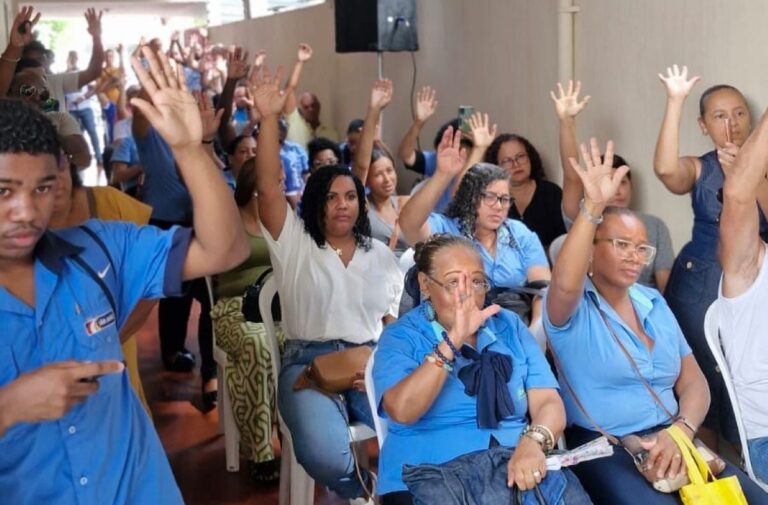 rodoviarios-de-feira-de-santana-suspende-greve