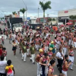 uSitygMp-Micareta-de-Feira-2025-Bloco-de-Capoeira-ft-Jaqueline-Ferreira-acorda-cidade