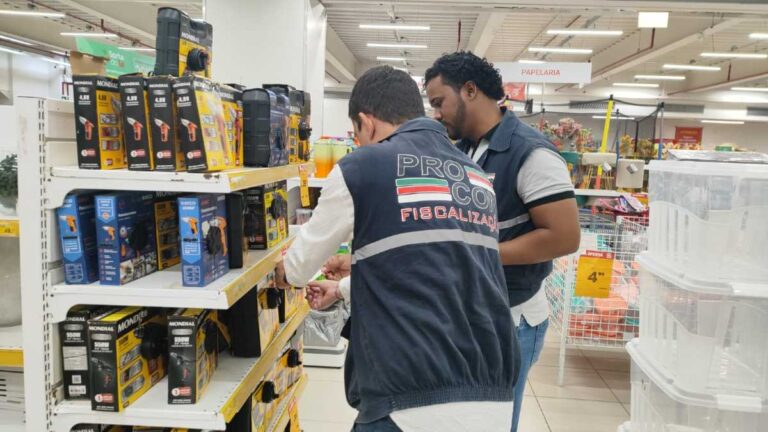 Dia-dos-Namorados-operacao-do-Procon-segue-na-fiscalizacao-de-estabelecimentos-em-Feira-de-Santana-5