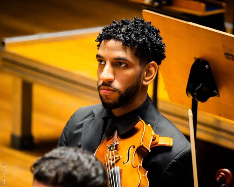 Violinista-de-Feira-de-Santana-faz-vaquinha-para-realizar-sonho-de-cursar-mestrado-nos-EUA-foto-arquivo-pessoal-