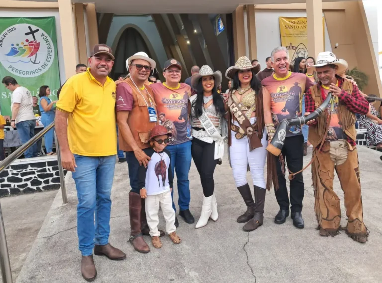 WntfzZkp-1a-Cavalgada-de-Santo-Antonio-ft-ney-silva-acorda-cidade