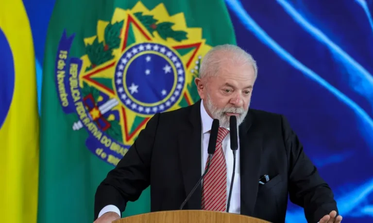 XT9uaHJ6-Lula-1