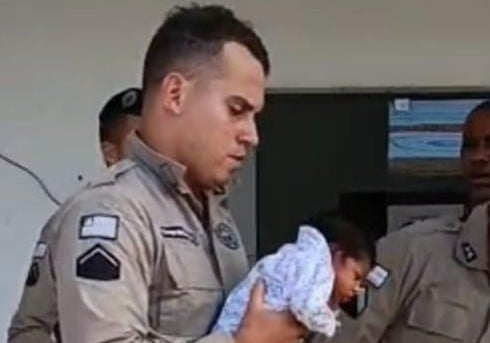 policiamilitar_recemnascido