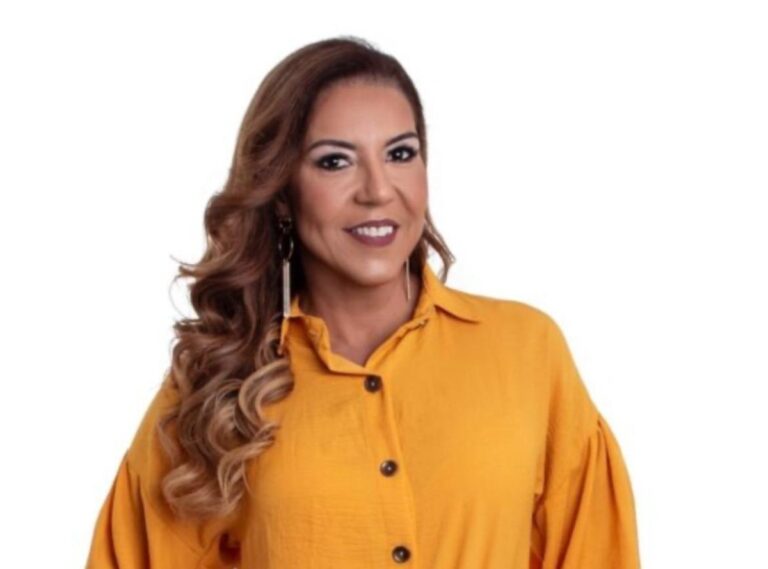 Camara-de-Vereadores-de-Ibicarai-afasta-prefeita-Monalisa-Tavares