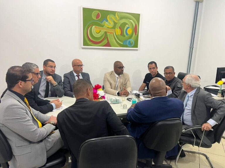 Comissoes-da-OAB-Feira-em-conjunto-com-a-Comissao-de-Sistema-Prisional-e-Seguranca-Publica-da-OAB-Bahia-visitam-Conjunto-Penal