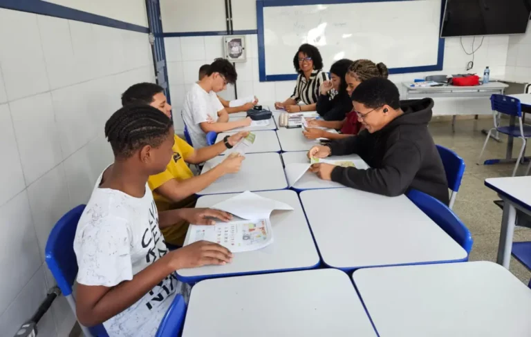 Inscricoes-abertas-para-oficina-de-Ingles-voltada-a-alunos-da-rede-estadual-de-Feira-de-Santana-1