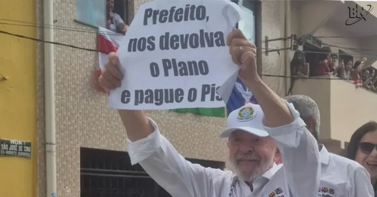 Lula-em-Salvador