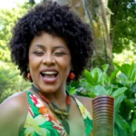 Maryzelia-cantora